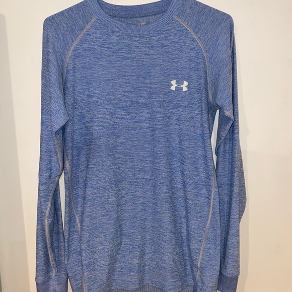 Under armour top - Picture 1 of 2